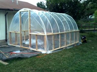 Build A Hoop Greenhouse