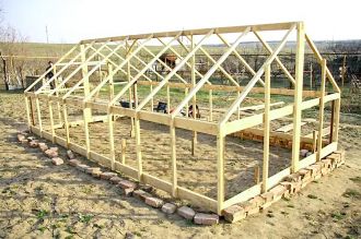 Do-it-yourself wood frame for a greenhouse